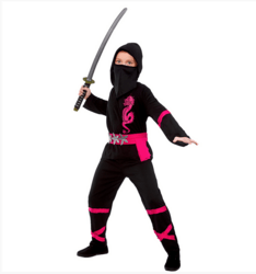 Ninja i sort og lyserød