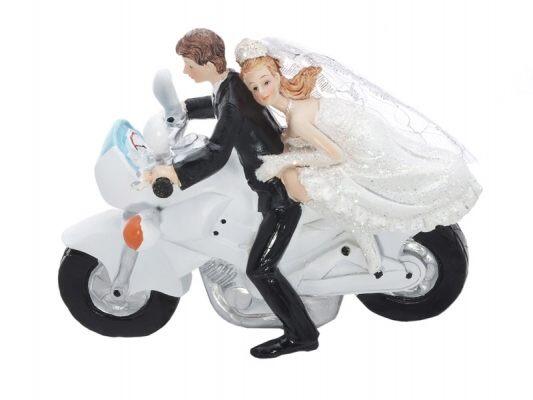 Brudepar på motorcykel