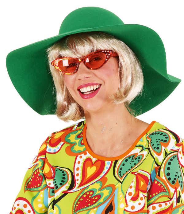 Yvonne hat i grøn