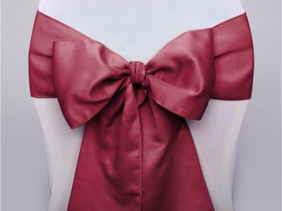 Stole sløjfe i Vinrød