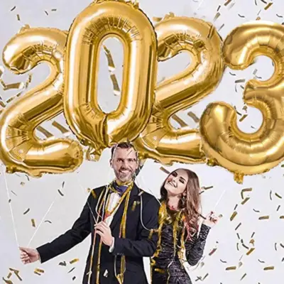 2023 Kæmpe folie ballonsæt 67 cm - Guld